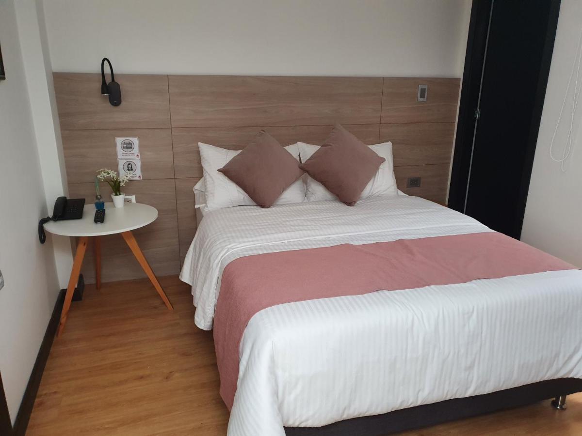 Hotel Santori Pasto Luaran gambar